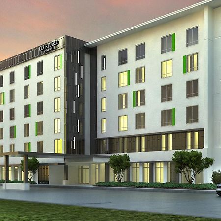 Courtyard By Marriott Lake City Ngoại thất bức ảnh