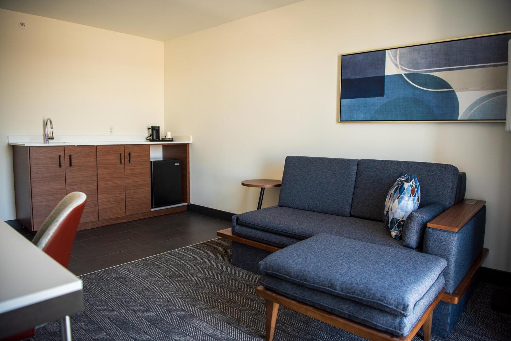 Courtyard By Marriott Lake City Ngoại thất bức ảnh