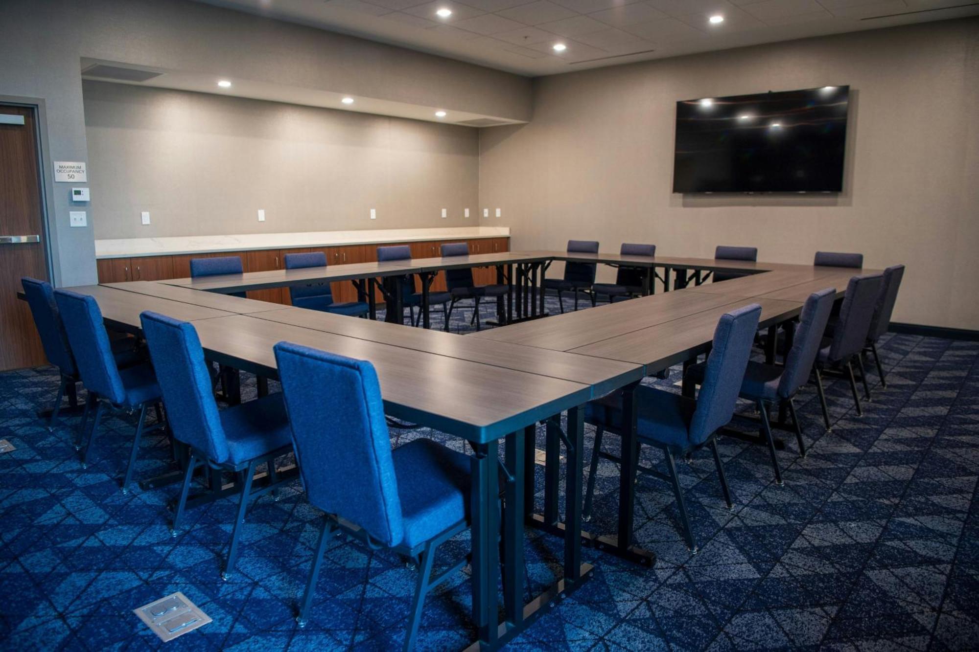 Courtyard By Marriott Lake City Ngoại thất bức ảnh