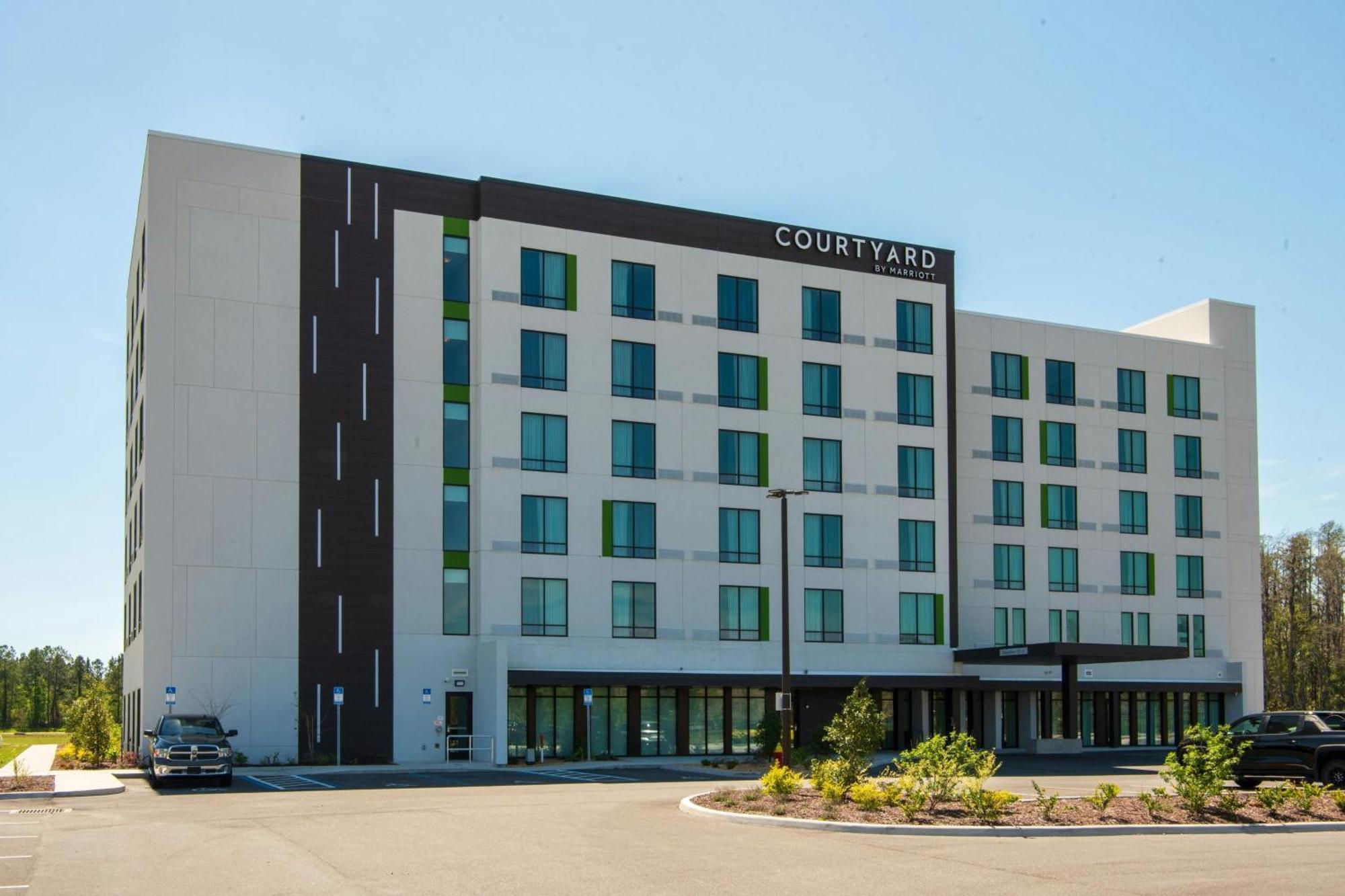 Courtyard By Marriott Lake City Ngoại thất bức ảnh